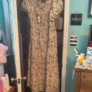 NWT Max Studio Cream Maxi Dress with Pink and Green Floral Print Size 2X